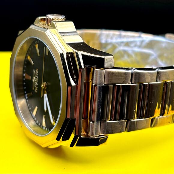 Invicta 46839 Speedway Gold Tone Mens Watch Black Dial Stainless Steel NIBWT - Picture 5 of 17